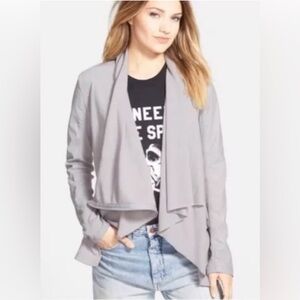 Blank NYC Women's Faux Leather Sleeve Moto Drape Jacket- Size Small‎